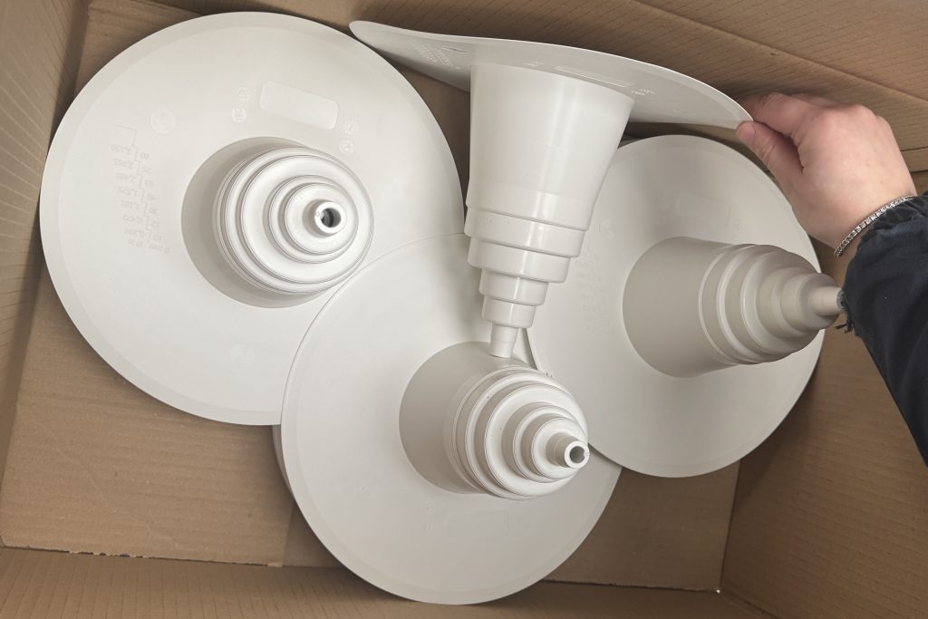 produzione componenti in plastica e assemblaggio emmepi
